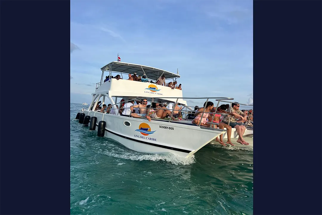 catamaran-LING-CATAMARAN-rentals-punta-cana