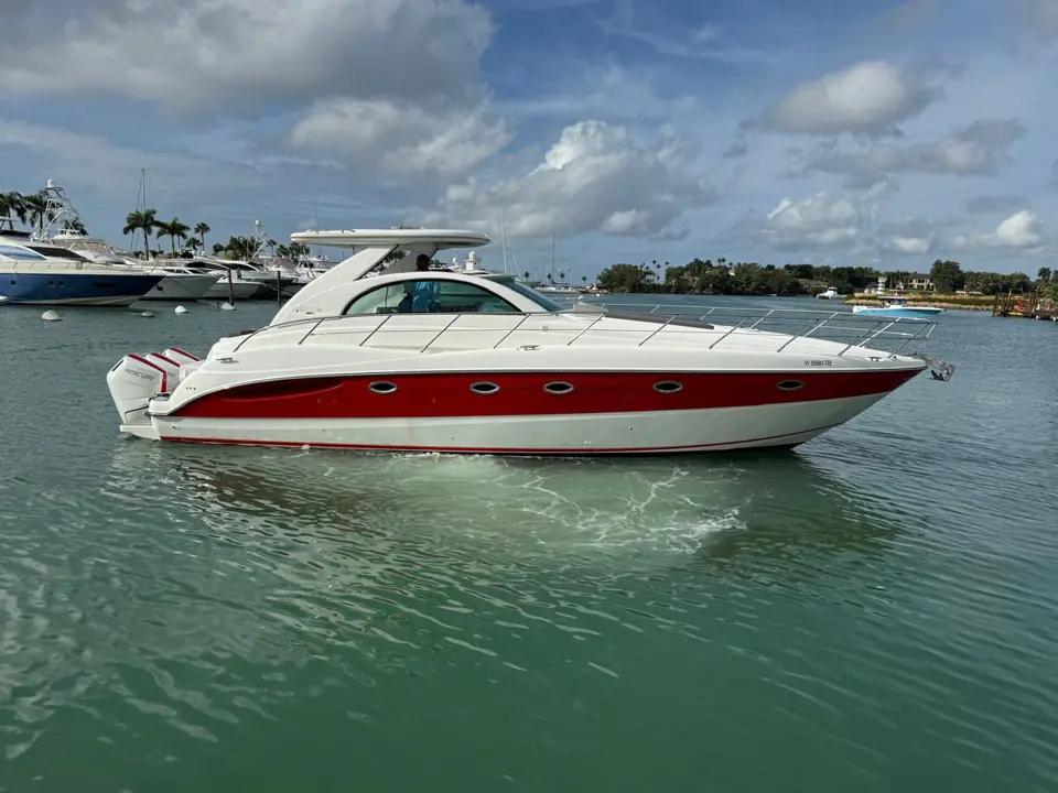 Maxum 43 yacht in Casa de Campo
