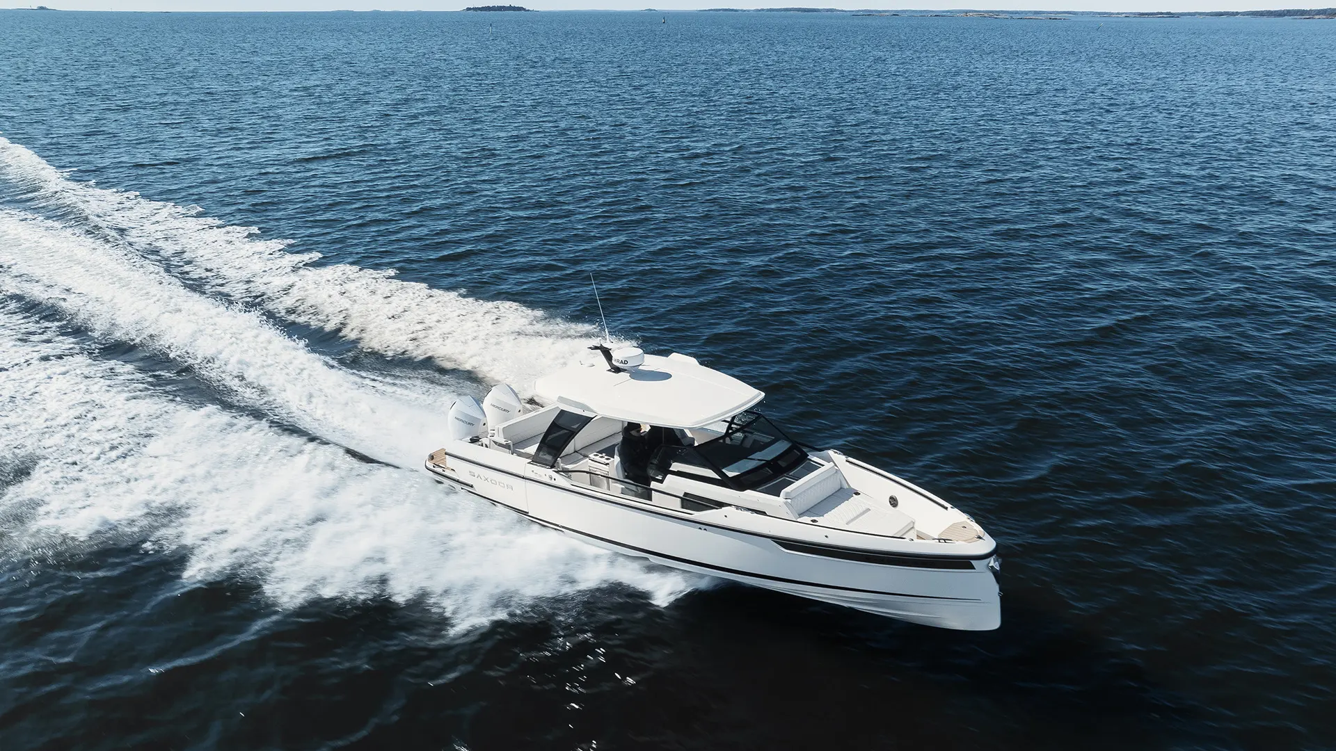 saxdor-33-yacht-rental-punta-cana