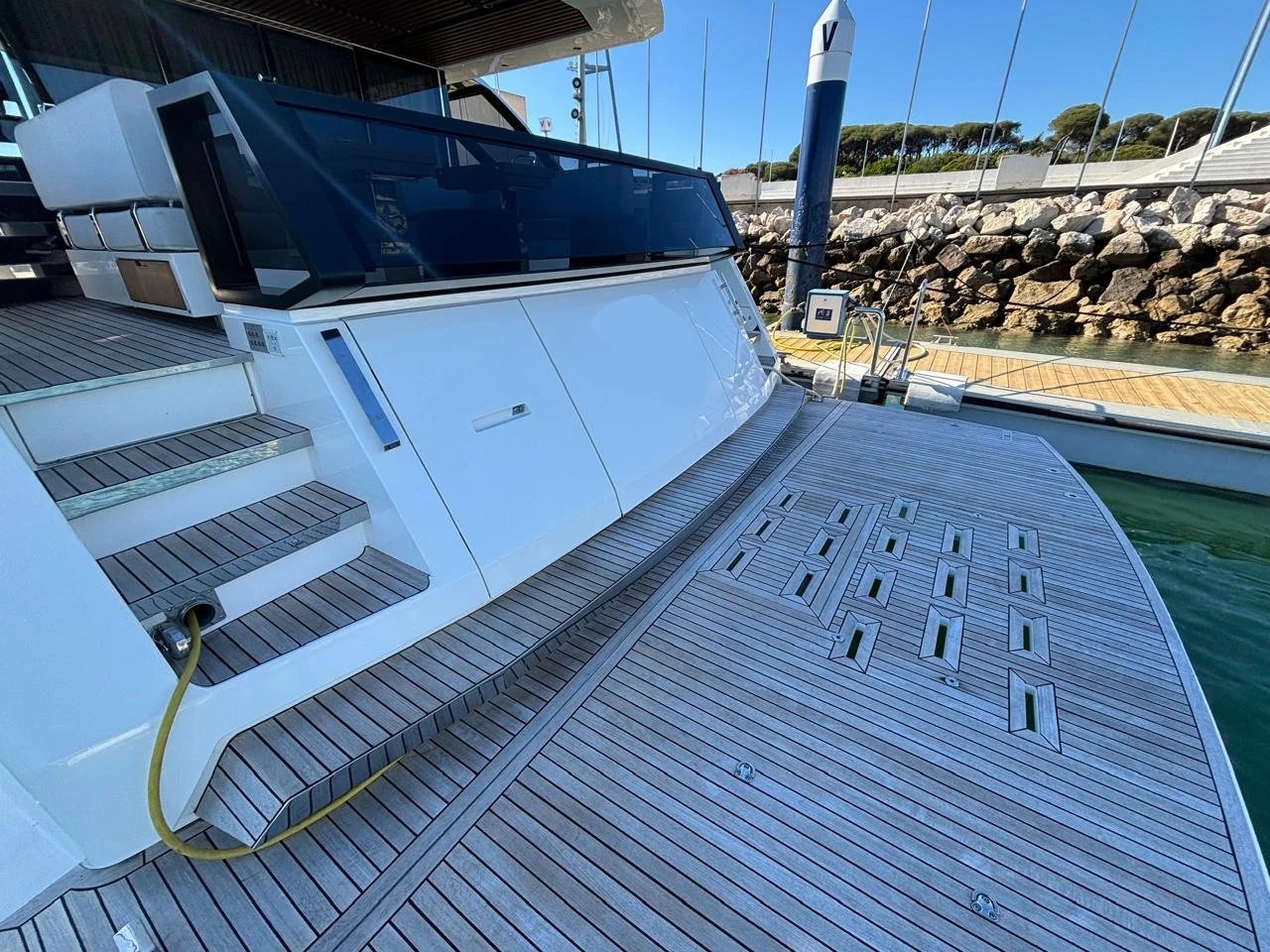 Astondoa 80 private yacht photo 4