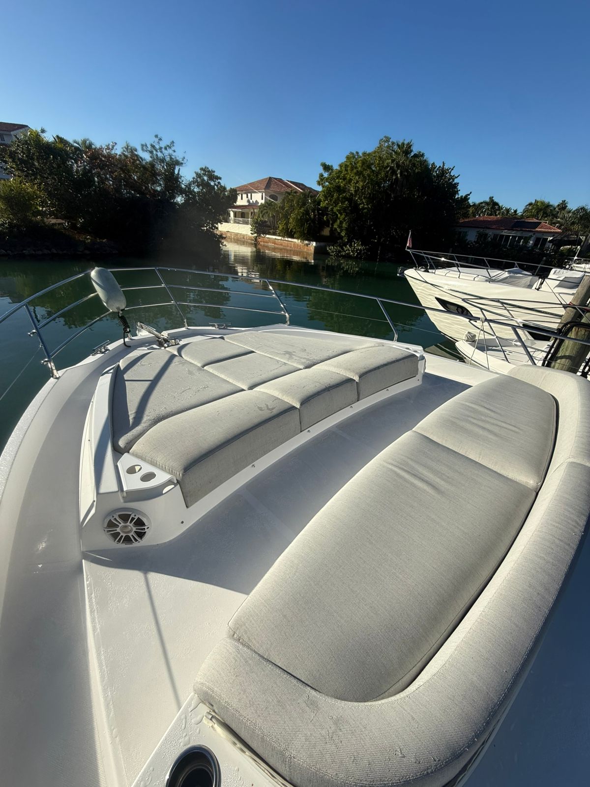 azimut-53-yacht-rental-punta-cana