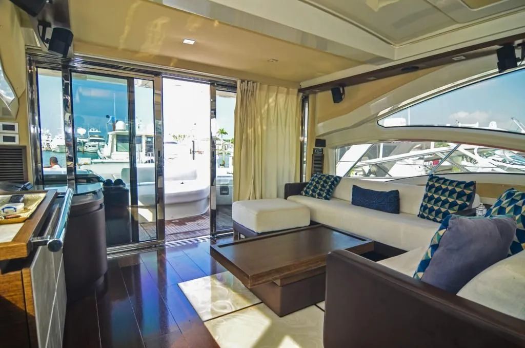 azimut-62-yacht-rent-punta-cana