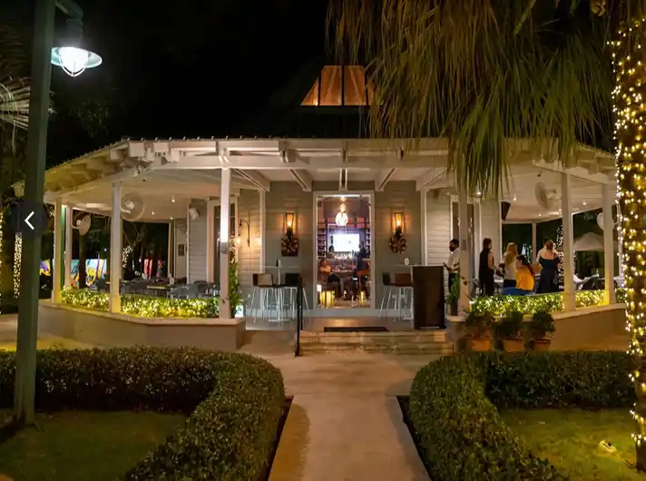 La Cava Kitchen & Bar