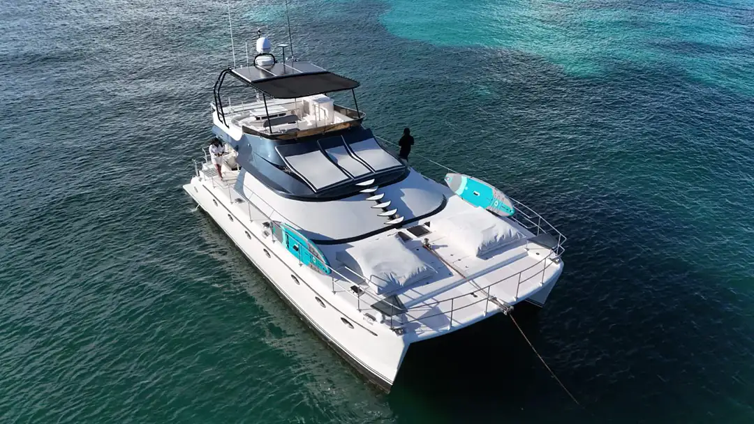 Master 50ft Catamaran – Private Saona Catamaran exterior 2