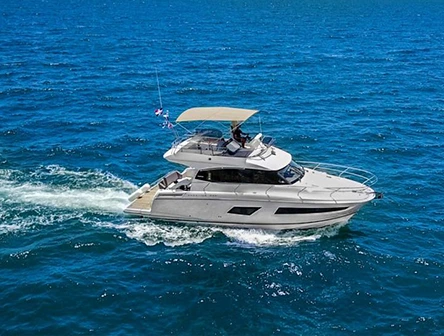 Prestige 44ft Private Yacht Charter to Isla Saona