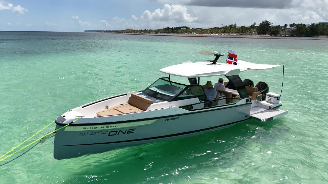 Saxdor 320 GTO privado desde Cap Cana