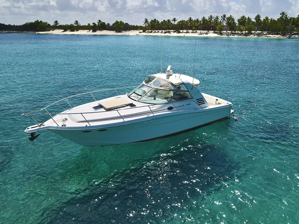 Vixen-yacht-rentals-punta-cana