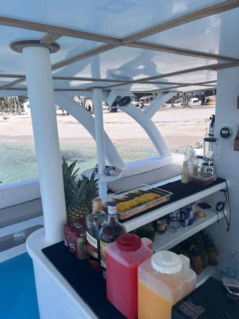 LING-CATAMARAN- private yacht