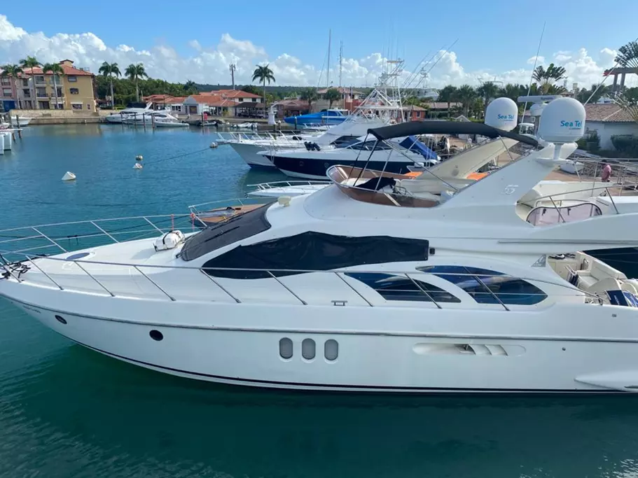 azimut-55-alquiler-yates-punta-cana