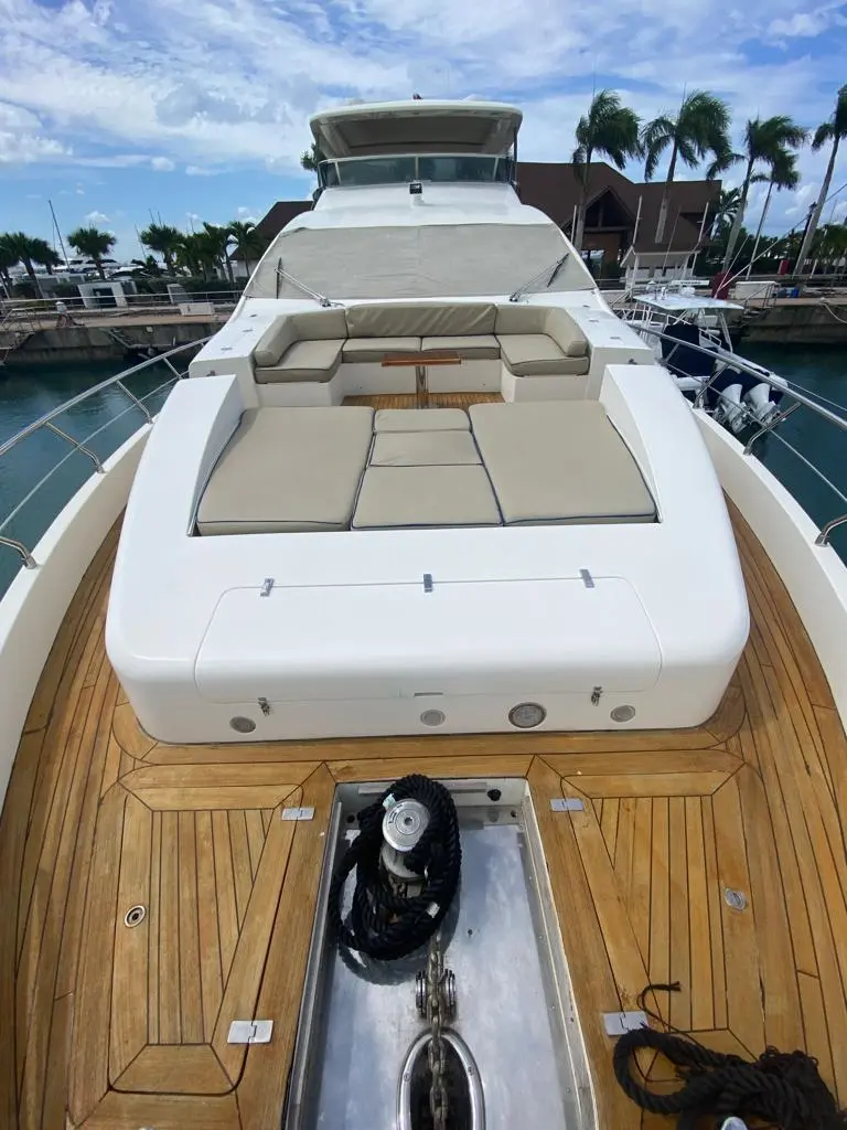 azimut-86-yacht-rental-punta-cana