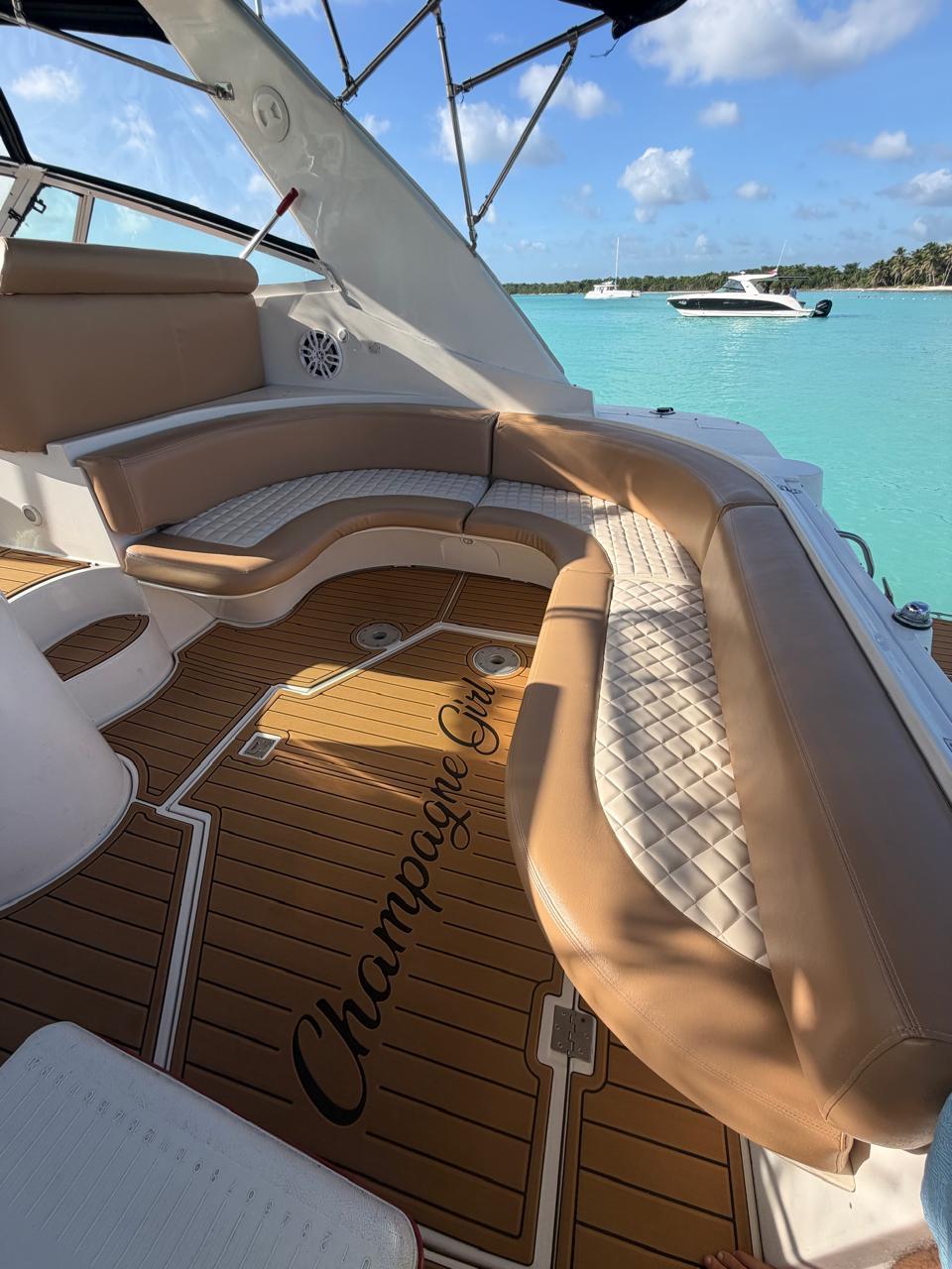 Champagne Girl private yacht photo 4