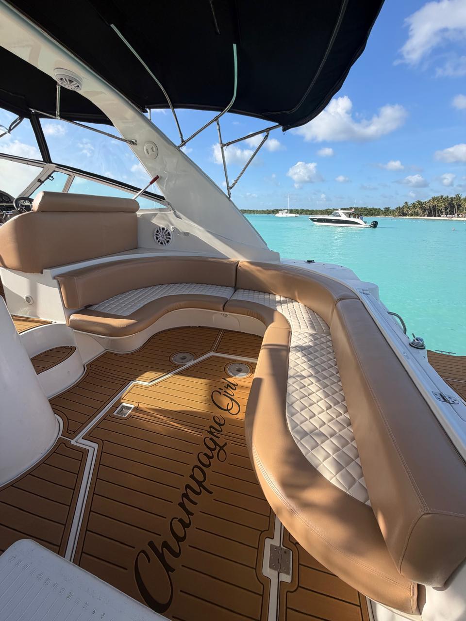 Champagne Girl private yacht photo 5