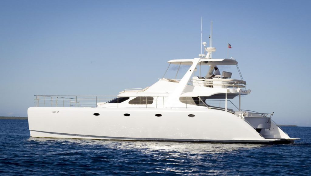 liquid- catamaran privado