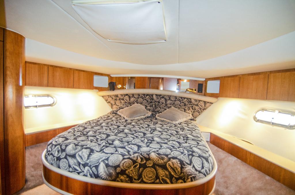 tiara-48- yacht rental 