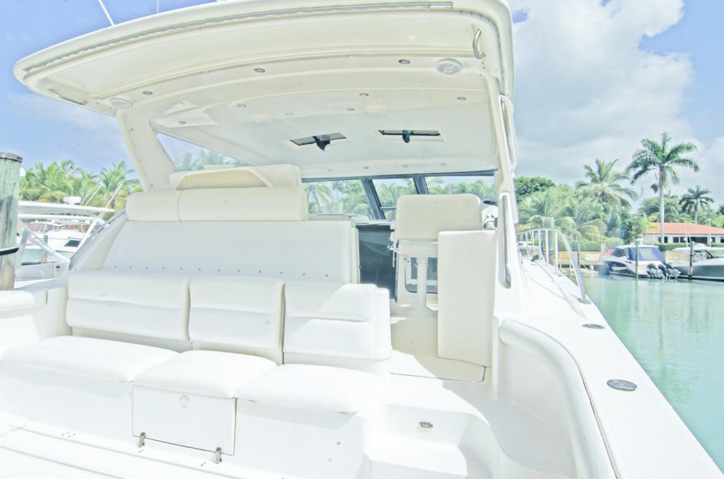 tiara-48- yacht rental 